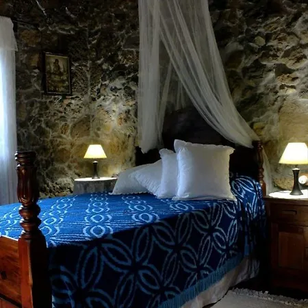 Casa Mary Lola Tinor